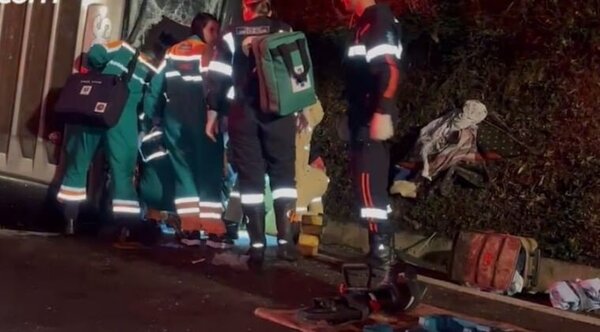 Camionero paraguayo en estado grave tras vuelco de camión en Brasil