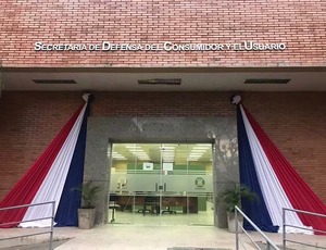 Servicios financieros y de seguros, telecomunicaciones, electrónicos y salud, los rubros con más reclamos a Defensa del Consumidor - MarketData