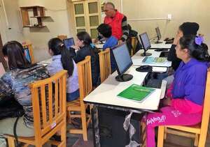 En Puerto Antequera imparten curso de ofimática en forma gratuita - Nacionales - ABC Color