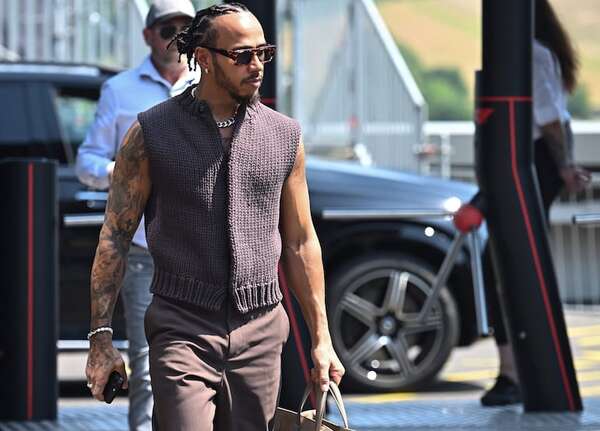 Lewis Hamilton se estrena como embajador de Dior - Gente - ABC Color