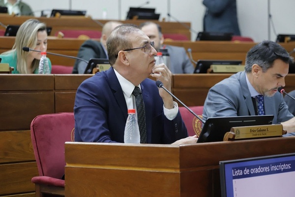 Senador Erico Galeano enfrentará juicio oral por “Asociación Criminal y Lavado de Dinero”