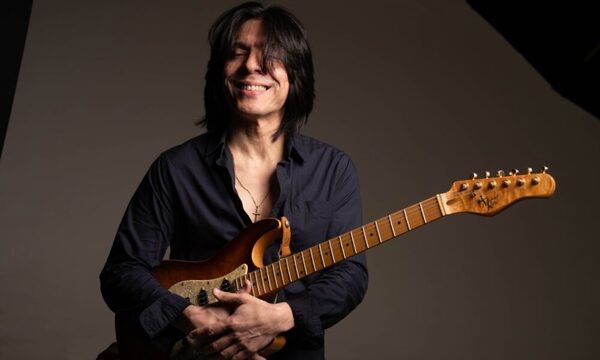 Livio Sánchez regresa a sus raíces con “Esperándote”