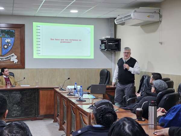 Educación sexual: libros de nuevo “12 Ciencias” serán “testeados” en aulas, confirma el MEC - Nacionales - ABC Color