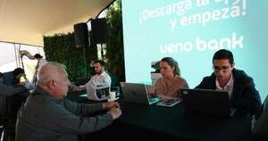 La Nación / ueno agasaja a jubilados por el cobro de haberes