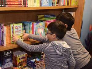 Vacaciones de Invierno en Books del Shopping Mariscal - Sociales - ABC Color