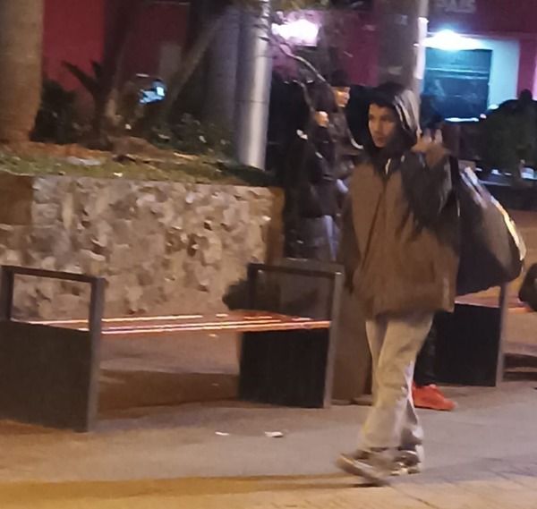 Padres preocupados por inseguridad en zona de Peatonal Bicentenario - San Lorenzo Hoy