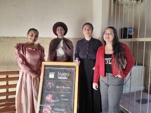 "Teatro a la Carta con sabor a reviro" conquista el corazón de los encarnacenos