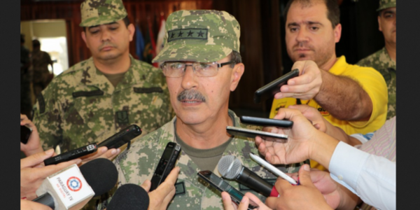 Ministro insiste en la necesidad de ley para derribo de narcoavionetas