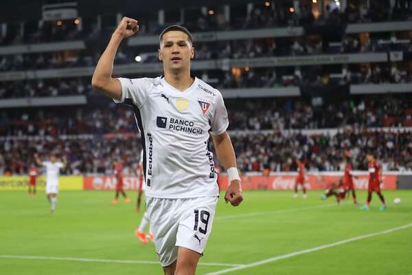Vídeo: El gol de Alex Arce en la goleada 3-0 de Liga de Quito - Fútbol Internacional - ABC Color
