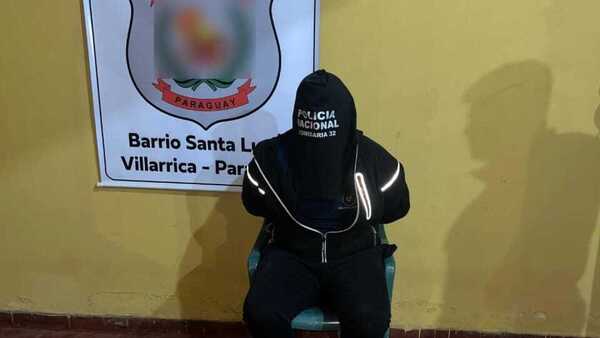 Quiso huir de un motel porque tenía gran de "merca" en la mochila