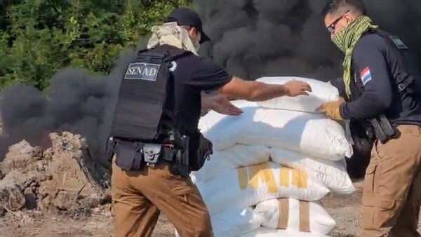Senad incinera 4.013 kilos de cocaína incautada en la operación Dulzura