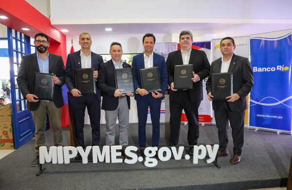 Viceministerio suscribe convenios con entidades bancarias, bursátiles y franquicias para apoyar a mipymes - MarketData