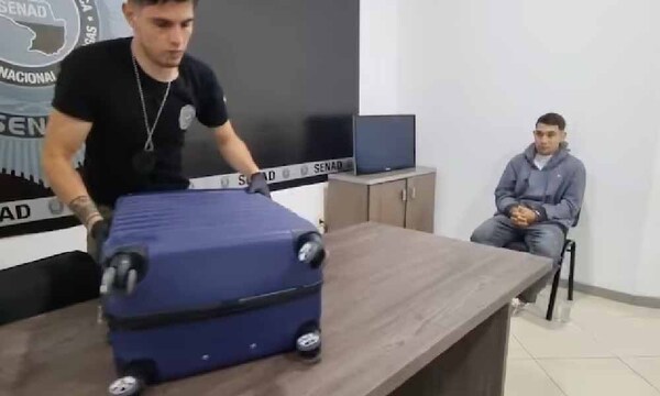 Exjugador de Trinidense detenido en el aeropuerto con cocaína – Prensa 5