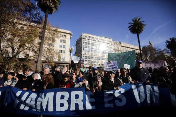 Argentina lanza una “cacería” de pensiones truchas por invalidez - Mundo - ABC Color