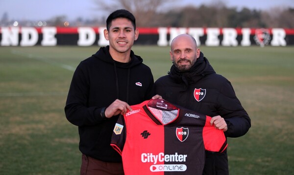 Saúl Salcedo es presentado en Newell’s Old Boys con original video de bienvenida