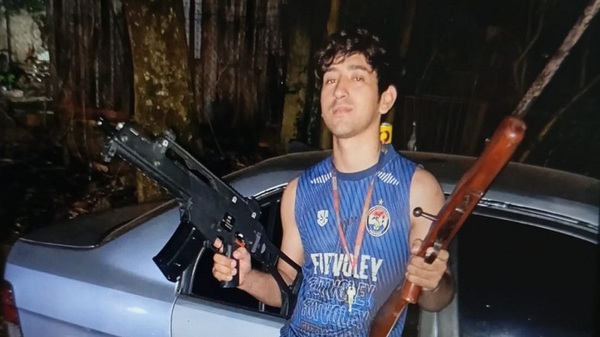 Pdte. Franco: Detienen a hombre que paseaba con una réplica de fusil - Noticias Paraguay