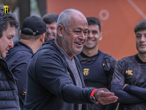 Francisco Arce define el once inicial de Guaraní para enfrentar a Olimpia