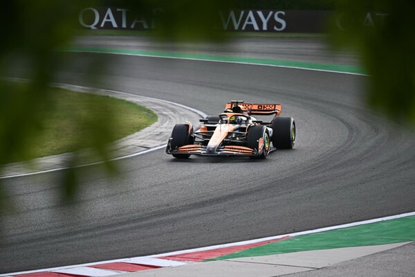 Versus / Norris y Sainz dominan los libres en Hungría con Verstappen al acecho