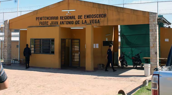 Hombre que degolló a perro y desafió a que lo denuncien, preso en Emboscada - Noticiero Paraguay