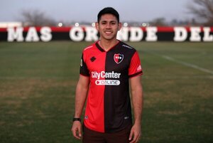 Newell’s Old Boys ficha al defensor paraguayo Saúl Salcedo