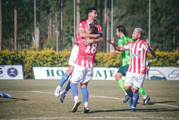Encarnación abre la jornada con victoria de visitante