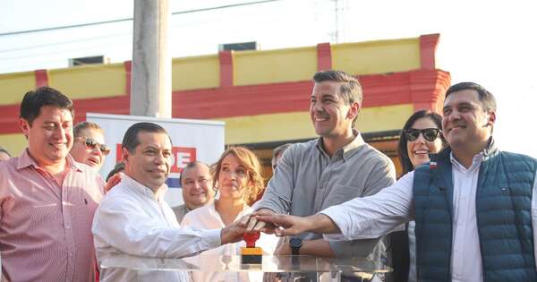 La Nación / Ande habilita oficialmente 7 km de iluminación led en Caazapá