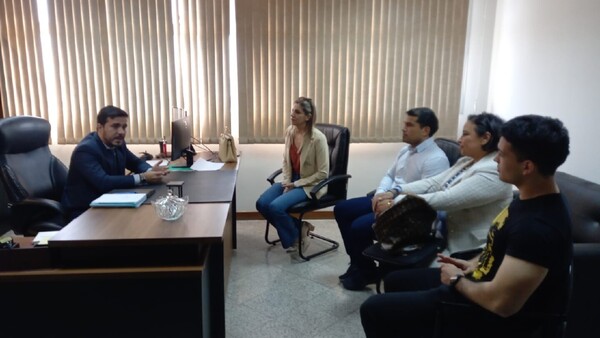 Diputada Roya Torres e intendente son los fiadores del hijo imputado