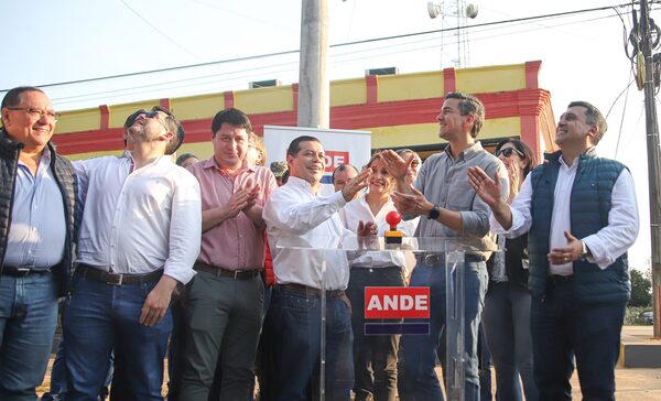 ANDE habilita nueva iluminación pública en la ciudad de Caazapá - trece