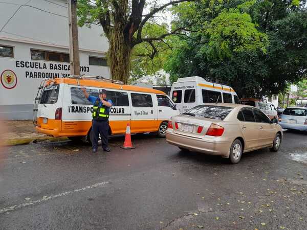 PMT retomará trabajos para ordenar tráfico vehícular frente a instituciones educativas