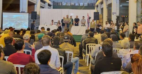 Diario HOY | Inició subasta de vehículos de la ANDE en desuso: bases desde G. 375.000