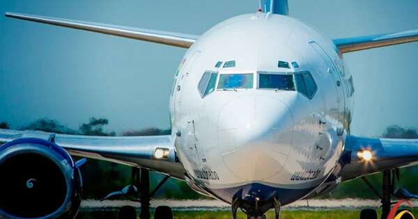 La Nación / Las aerolíneas reanudan gradualmente sus servicios tras el fallo informático mundial