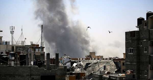 La Nación / Israel contraataca con fuerte bombardeo a puerto de Yemen, tras ataque de hutíes a Tel Aviv