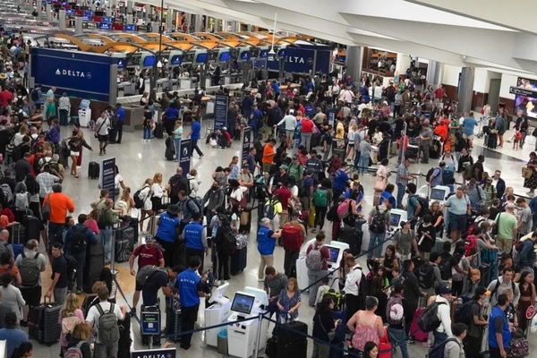 Las aerolíneas reanudan gradualmente sus servicios tras el fallo informático mundial - Megacadena - Diario Digital