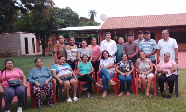 Comisión Pro Desarrollo de Calle San Miguel de San José, en breve comenzarán trabajos para contar con agua potable - Noticiero Paraguay