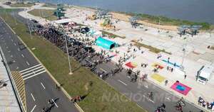 La Nación / En medio de una fiesta habilitan oficialmente Costanera Sur