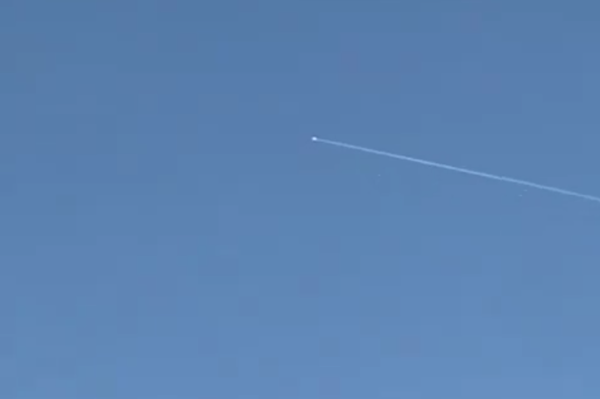 Israel intercepta misil lanzado por hutíes en Yemen