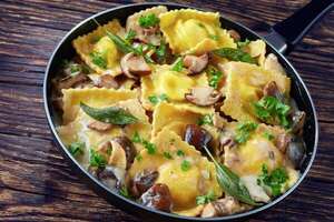 Pastas de domingo: hacé ravioles con salsa de hongos - Gastronomía - ABC Color