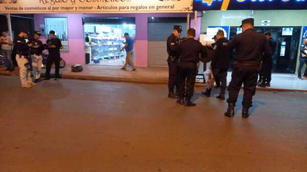Muere brasileño atacado por sicarios en el interior de su local comercial en PJC