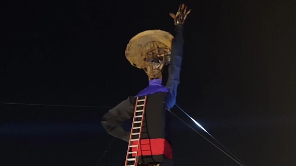 Video: Encienden un enorme Judas kái de Nenecho en el Mbigua