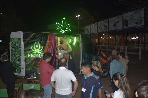 Fabricarán alimento con cannabis para complemento nutricional y tratamiento medicinal de animales - Economía - ABC Color