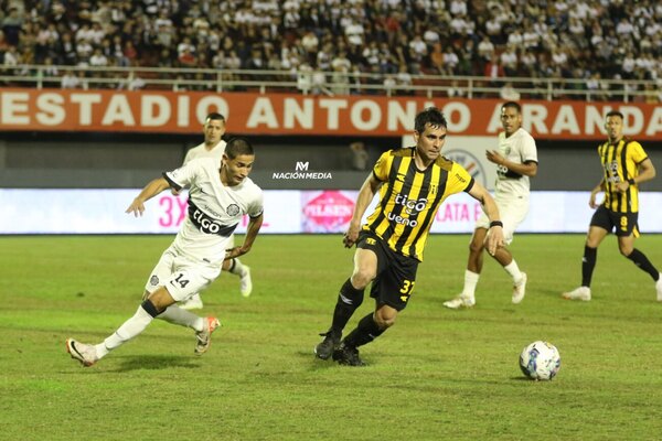 Versus / Los dos debutantes que tuvo Olimpia en el "clásico añejo"