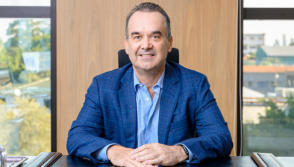 Alexis Frutos: “Me hubiera gustado que me digan que el éxito está en el marketing, en posicionar la marca, sin descuidar la parte financiera”