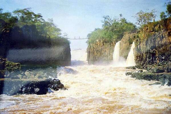 Nueva lucha por justo resarcimiento por la desaparición de los Saltos del Guairá - Nacionales - ABC Color