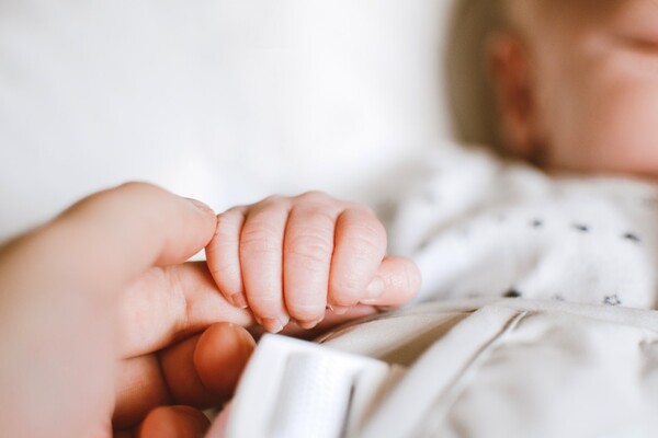 Bebé se asfixió con catarro y falleció