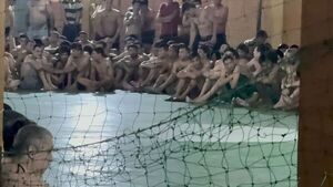 Al estilo Bukele: en bóxer hicieron formar a reos de San Pedro