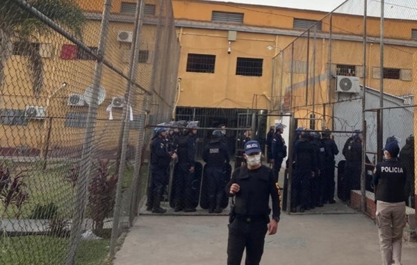 Destituyen a director de penitenciaría regional de San Pedro