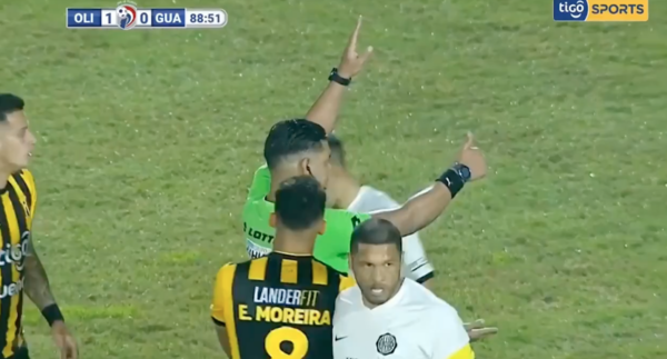 Versus / Olimpia insiste en que fue "perjudicado" por el árbitro en el "clásico añejo"