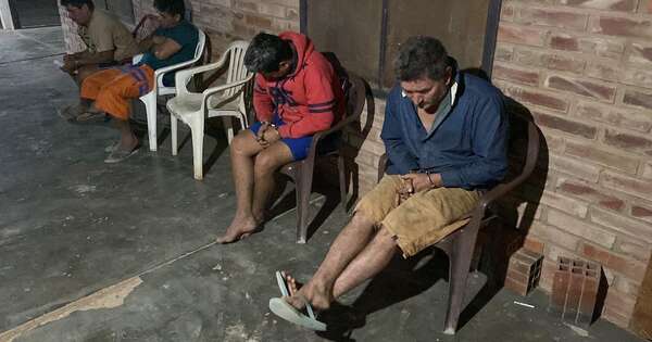 Diario HOY | Recuperan celulares robados de un local tras la detención de los sospechosos