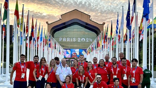 Los atletas de la Villa Olímpica hacen un llamamiento a la paz