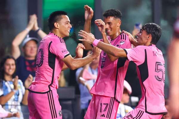 Gerardo Martino y el futuro de Diego Gómez: “La Premier es un lugar adecuado para él” - Fútbol Internacional - ABC Color